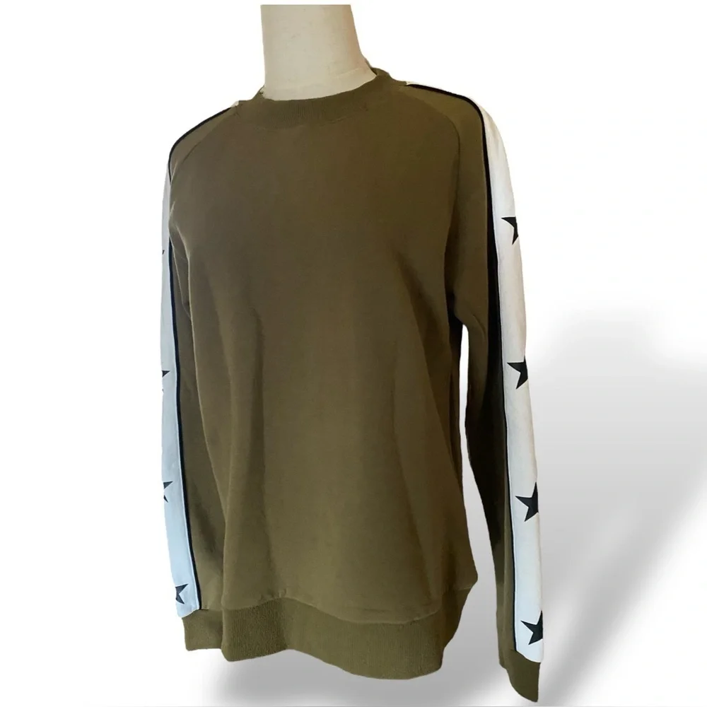 ELLANDEMM Crewneck Sweatshirt White Stripes Black Star Sleeve Detail Olive Green
